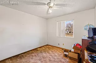 921 N Candlestar Loop, Fountain, CO 80817 - Photo 14