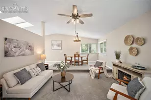 4301 Northridge Pl, Colorado Springs, CO 80918 - Photo 2