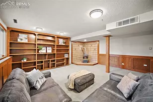 4301 Northridge Pl, Colorado Springs, CO 80918 - Photo 30
