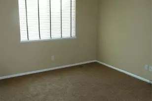 4490 Crow Creek Dr, Colorado Springs, CO 80922 - Photo 14