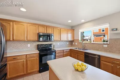 8318 Shadow Run Lane, Fountain, CO 80817 - Photo 16
