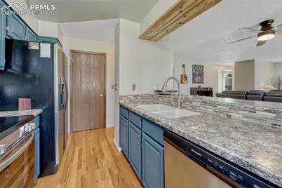 918 Fontmore Road #A, Colorado Springs, CO 80904 - Photo 16