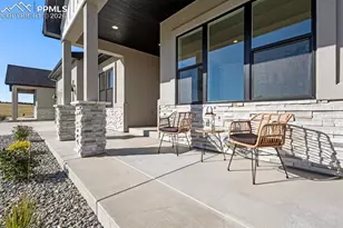 17154 Twinkling Star Ln, Colorado Springs, CO 80908 - Photo 2