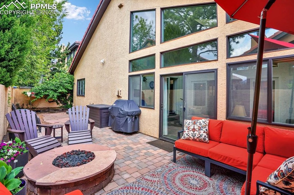 2530 Paseo Verde, Colorado Springs CO 80904-1690 exterior