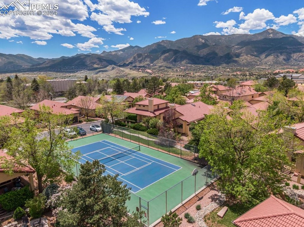 2530 Paseo Verde, Colorado Springs CO 80904-1690 exterior