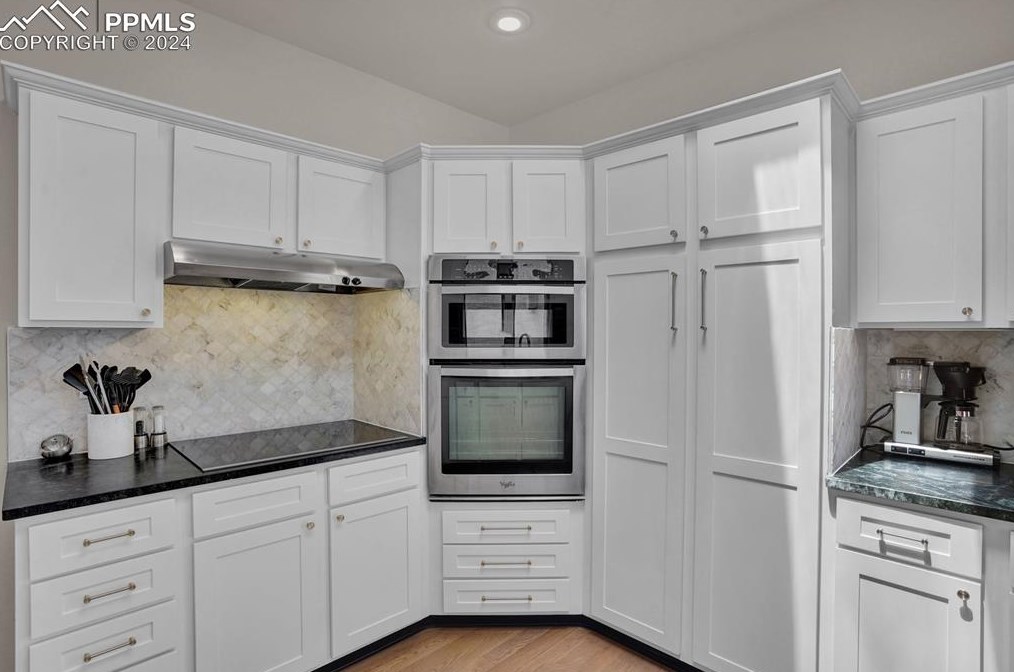 2530 Paseo Verde, Colorado Springs CO 80904-1690 exterior