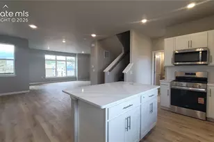 729 Belleza Vw, Colorado Springs, CO 80907 - Photo 14