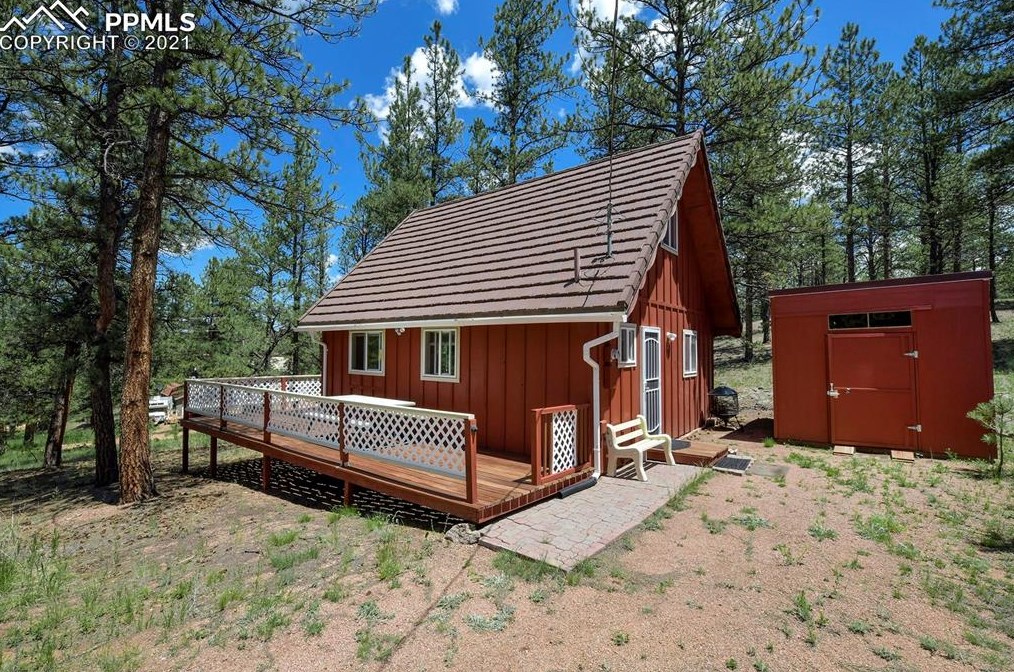 56 Miller Dr, Twin Rock, CO 80816
