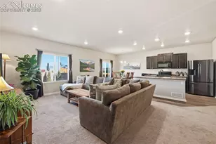 6063 Yamhill Dr, Colorado Springs, CO 80925 - Photo 18