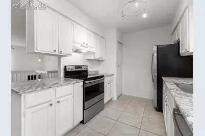 330 Mount View Lane, Colorado Springs, CO 80907 - Photo 10