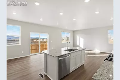 6754 Roundtail Way, Colorado Springs, CO 80925 - Photo 10