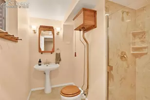 6035 Tuckerman Ln, Colorado Springs, CO 80918 - Photo 36