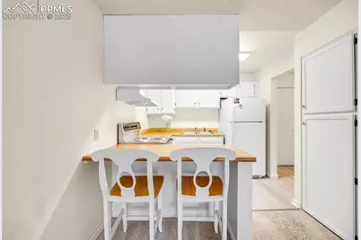 2430 Palmer Park Boulevard #303, Colorado Springs, CO 80909 - Photo 2