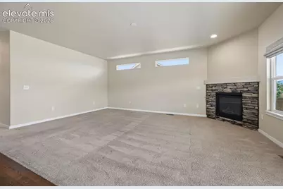 9264 Beaver Brook Drive, Colorado Springs, CO 80908 - Photo 12