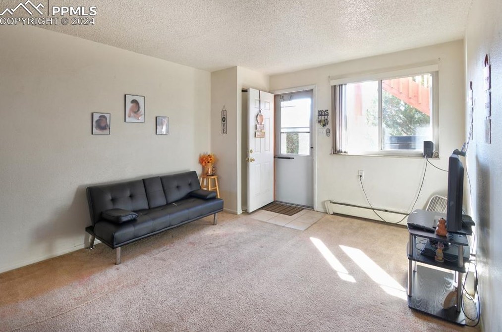 1447 Nokomis Dr, Colorado Springs, CO 80915-3010