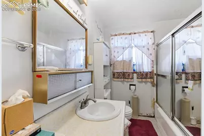 1824 W Platte Avenue, Colorado Springs, CO 80904 - Photo 20