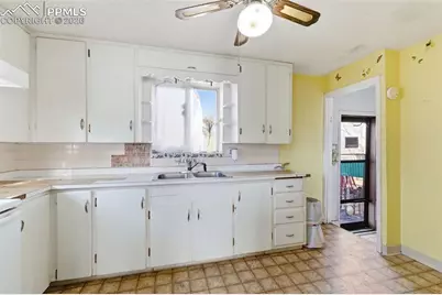 1824 W Platte Avenue, Colorado Springs, CO 80904 - Photo 12