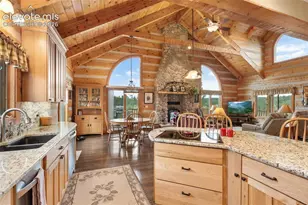567 Co Rd 31, Florissant, CO 80816 - Photo 18
