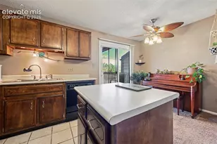 5568 Dunbar Ct, Colorado Springs, CO 80918 - Photo 10