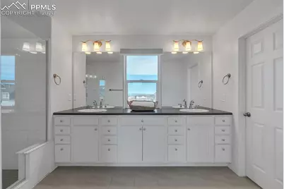 1852 Blue Court, Castle Rock, CO 80104 - Photo 16