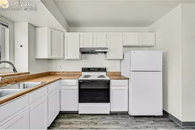 1051 Mazatlan Circle, Colorado Springs, CO 80910 - Photo 10
