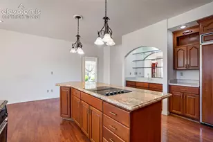 1750 Coyote Point Dr, Colorado Springs, CO 80904 - Photo 6