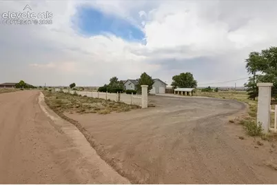 544 N Raymont Drive, Pueblo, CO 81007 - Photo 40