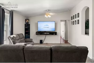 544 N Raymont Drive, Pueblo, CO 81007 - Photo 14