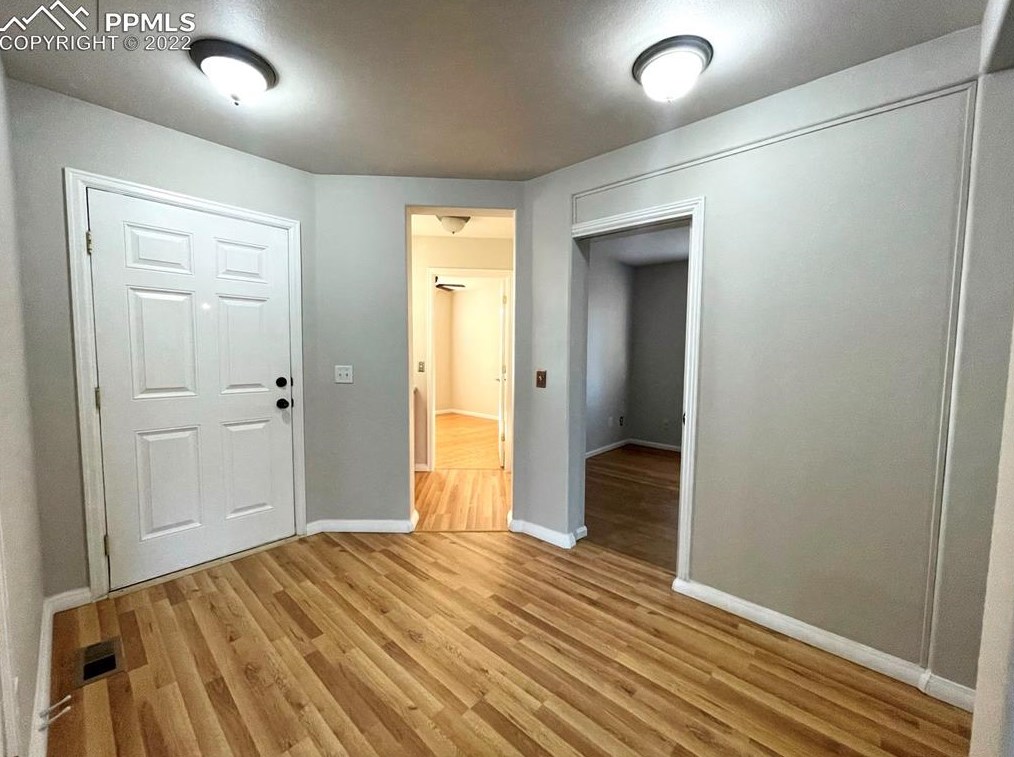 1863 Woodpark Dr, Colorado Springs, CO 80951-4741