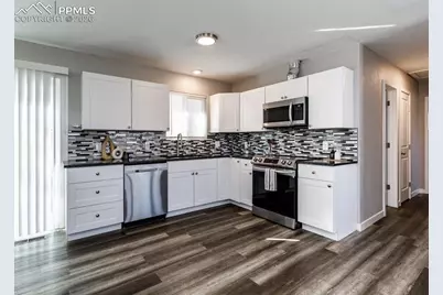 1829 N Queens Avenue, Pueblo, CO 81001 - Photo 12