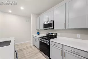 8093 Yellowleaf Pl, Colorado Springs, CO 80908 - Photo 14