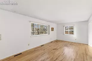 807 Holland Park Blvd, Colorado Springs, CO 80907 - Photo 6