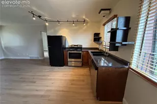 2959 Mesa Rd, Colorado Springs, CO 80904 - Photo 8