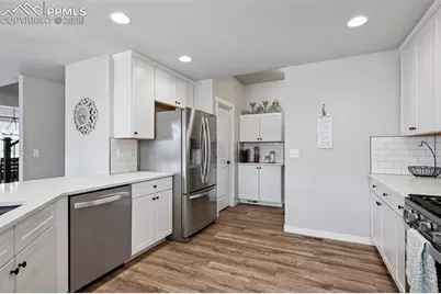 9887 Antelope Ravine Drive, Colorado Springs, CO 80908 - Photo 6