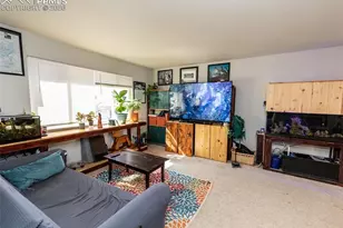 1174 Magnolia St, Colorado Springs, CO 80907 - Photo 6