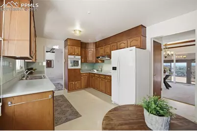 223 Crystal Hills Boulevard, Manitou Springs, CO 80829 - Photo 12