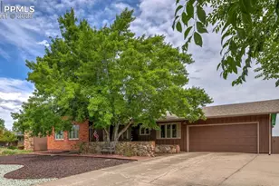 223 Crystal Hills Blvd, Manitou Springs, CO 80829 - Photo 2