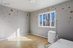 1310 Burnham St, Colorado Springs, CO 80906 - Photo 12