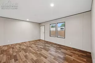 281 E Stewart Dr, Pueblo, CO 81007 - Photo 8