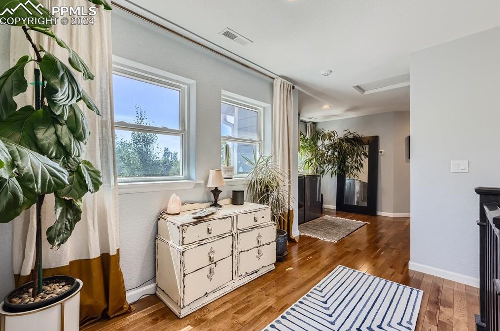 1501 Cucharras St, Colorado Springs CO 80904-4034 exterior