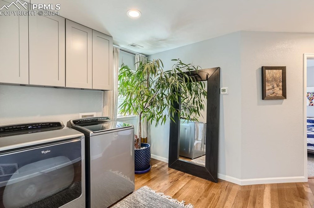 1501 Cucharras St, Colorado Springs CO 80904-4034 exterior