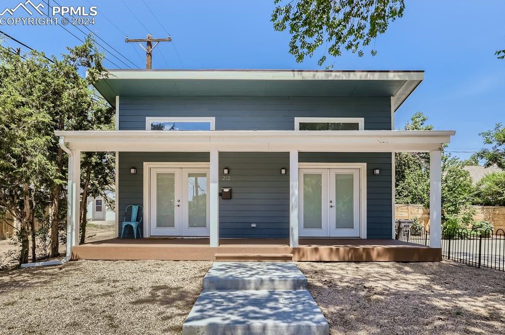 1501 Cucharras St, Colorado Springs CO 80904-4034 exterior