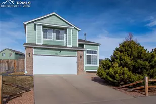 4380 Basswood Dr, Colorado Springs, CO 80920 - Photo 2