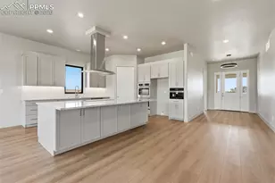 11475 Bison Mdws Ct, Colorado Springs, CO 80908 - Photo 8