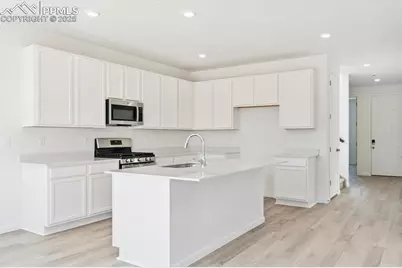 10259 Kingsbury Drive, Peyton, CO 80831 - Photo 6