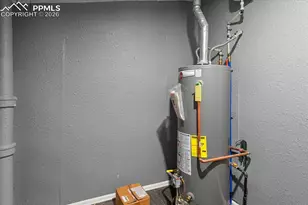 205 Cottonwood St, Pueblo, CO 81004 - Photo 12