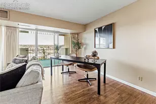 411 Lakewood Circle, Colorado Springs, CO 80910 - Photo 10