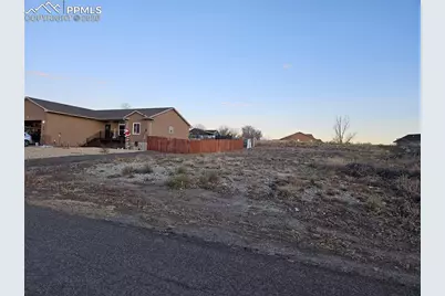 866 S Sterling Drive, Pueblo, CO 81007 - Photo 4