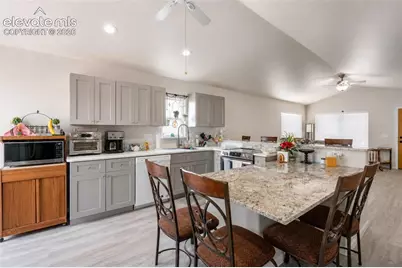 6633 Harvey Lane, Colorado Springs, CO 80923 - Photo 10