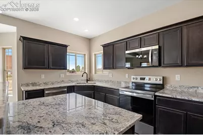 538 S Ferncliff Drive, Pueblo West, CO 81007 - Photo 16